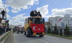 Bafra'da Çeltik Üreticilerinden 600 Traktörle Fiyat Talebi Konvoyu
