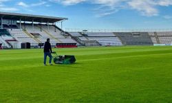 Bandırma Gençlik ve Spor Tesislerinde Yenileme Çalışmaları Devam Ediyor