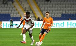 Başakşehir, Gaziantep FK'yi konuk ettiği maçta önde gidiyor