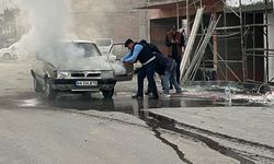 Battalgazi'de araçta çıkan yangına zabıta ekipleri müdahale etti