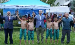 Büyük Coşkuyla Gerçekleşen 21. Uluslararası Turgut Özal Karakucak Güreşleri