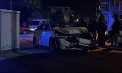 Çorum'da Trafik Kazası: İki Otomobil Çarpıştı, 4 Yaralı