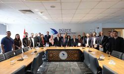 Düzce Üniversitesi Rektörü Sözbir, başarılı akademisyenlerle buluştu