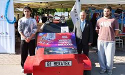Düzce Üniversitesi'nde Öğrenci Toplulukları Tanıtım Günleri Başladı