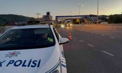 Düzce'de Hızlı Sürücüler Radara Takıldı