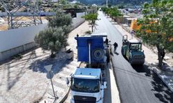Emlakdere Mahallesi'nde 2 Kilometrelik Yol Sıcak Asfaltla Yenilendi