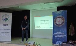 Eskişehir'de Öğrencilere Siber Suçların Önlenmesi İçin Bilgilendirme Semineri Düzenlendi
