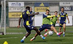 Fenerbahçe, Aston Villa Maçı İçin Hazırlıklarını Sürdürüyor
