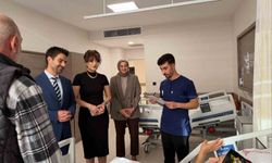 Hasta Hakları Günü'nde Mengücek Gazi EAH'da hasta ziyaretleri yapıldı