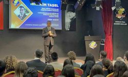 İbrahim Taşel, gençlere dünya ile yarışma çağrısında bulundu