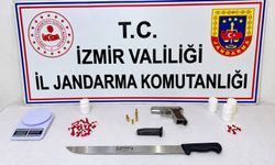 İzmir Torbalı'da uyuşturucu operasyonunda 77 hap ve tabanca ele geçirildi