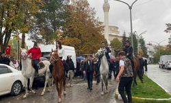 Kastamonu'da Sağanak Yağış Altında Cumhuriyet Bayramı Coşkusu