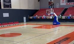 Kayseri Atatürk Spor Salonu yenilenen yüzüyle hizmete açıldı