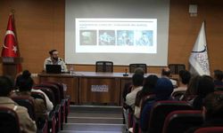 KBÜ'de Cumhuriyet'in 103. yılına özel Osmanlı konferansı yapıldı