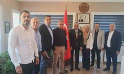 Kemer Belediye Başkanı Necati Topaloğlu ve 8 üye CHP'den istifa etti