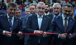Kırıkkale'de Yeni Spor Salonu Açılışı: Gençlik ve Spor Bakanı Bak'tan Önemli Mesajlar