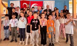 Köyceğiz'de Cumhuriyet Bayramı Satranç Turnuvası düzenlendi