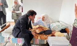Kula Kaymakamı Altuntaş'tan Yaşlılara Anlamlı Ziyaret
