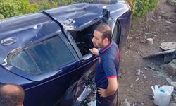 Kurtalan'da otomobil evin bahçesine düştü, 4 yaralı