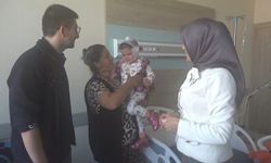 Kütahya'da 2 buçuk yaşındaki çocuğa biyonik kulak ameliyatı yapıldı