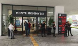 Mezitli Belediye Başkanı Tuncer'e Silahlı Saldırı İddiası: Yeni Parti ve Medya Hedef Alındı