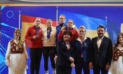 Milli sporcular Avrupa Halter Şampiyonası'nda 5 madalya kazandı