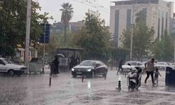 Şanlıurfa'da Aniden Yağmur Bastırdı