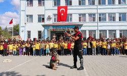 Siirt'te 600 Öğrenciye Trafik ve Siber Güvenlik Eğitimi