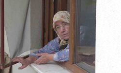 Şile'de sağanak sonrası evleri su basan 3 kardeş mahsur kaldı