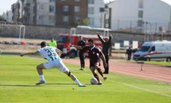 Trendyol 1. Lig'de Bandırmaspor, Iğdır FK'ya 2-1 mağlup oldu