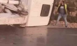 Uludağ yolunda devrilen vinç sağlık ekiplerini harekete geçirdi
