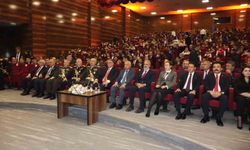 Van'da 29 Ekim Cumhuriyet Bayramı coşkuyla kutlandı