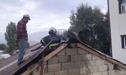 Yüksekova'da Tandır Evinde Yangın Kontrol Altına Alındı