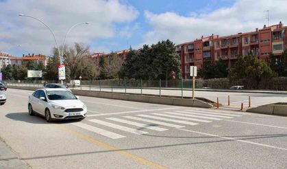 Yaya Geçidinde Can Veren 14 Yaşındaki Elif’in Babası Konuştu: “Kızımı Kanlar İçinde Buldum”