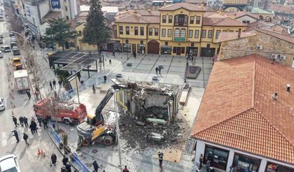 Çorum'da son binanın da yıkılmasıyla tarihi silüet gün yüzüne çıktı