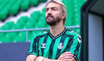 Sakaryaspor’da Caner Erkin Dönemi Sona Erdi! 12 Maçta 4 Kırmızı Kart Sonrası Ayrılık Kararı