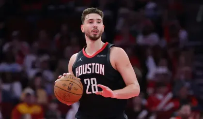 Alperen Şengün'ün Double-Double'ıyla Rockets, Miami'yi 123-122 Devirdi