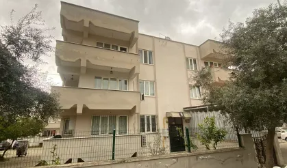 Nazilli'de Kadın İnfaz Memuru Evinde Darp İzleriyle Ölü Bulundu