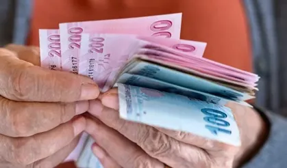 Emekli promosyonunda yarış kızıştı: Bankalar 35 bin TL’ye kadar ödeme yapıyor