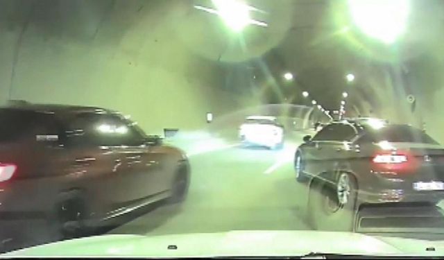İstanbul- Üsküdar'da tünelde motosiklet kazası kamerada