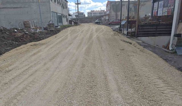 Baksan Sanayi Sitesi'nde 'balık tutulan' yer onarıldı, diğer sokaklar aynı kaldı