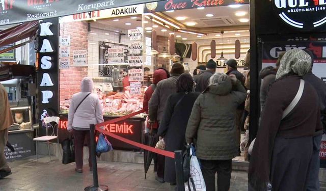 Bursa'da Ramazan öncesi çarşı ve pazarlar yoğunlaştı
