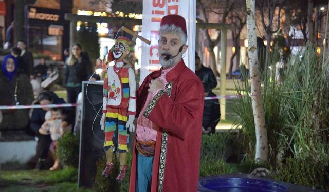 Çocuklar geleneksel 'Ramazan Şenlikleri'nde gönüllerince eğlendi