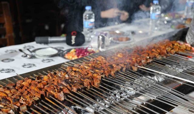 Diyarbakır'ın tescilli ciğer kebabı Ramazanda da iftar ve sahurda tüketiliyor
