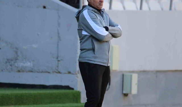 Elazığspor'da Erkan Sözeri galibiyetle başladı