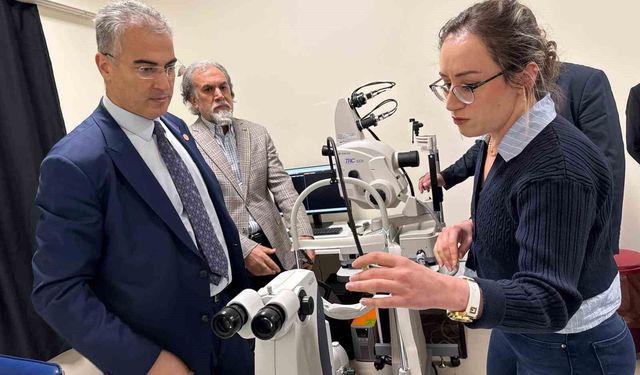 Ergani Devlet Hastanesi'nde göz anjiyo cihazı hizmete girdi