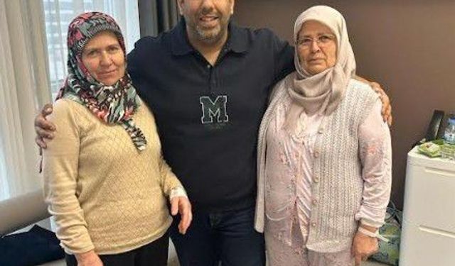 İki kız kardeş kanseri aynı gün yendi