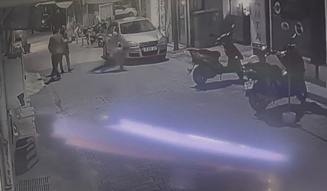 Kanlı hesaplaşma kameraya böyle yansıdı... Peş peşe ateş açtı, soğukkanlı tavırları dikkat çekti