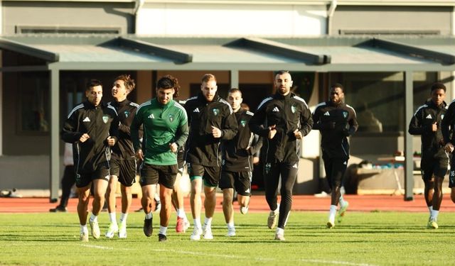 Kocaelispor, Beşiktaş maçının hazırlıklarına başladı