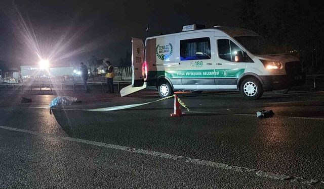 Mustafakemalpaşa'da aracın çarptığı yaya hayatını kaybetti